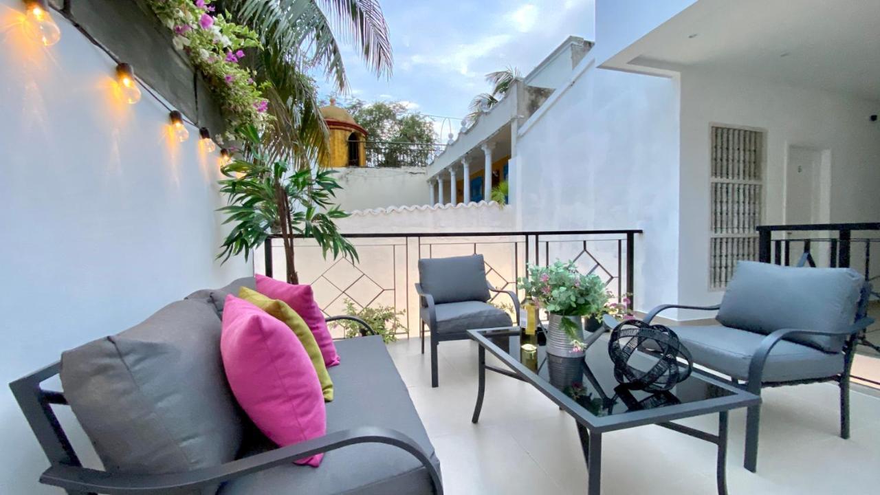 Hotel Casa Laurel *